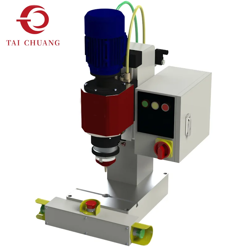 Máquina de rebitagem